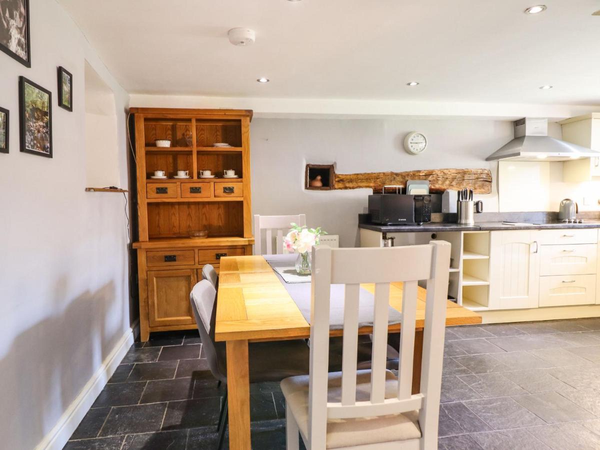 Villa Cwm Yr Afon Mawr à Llanbedr  Extérieur photo