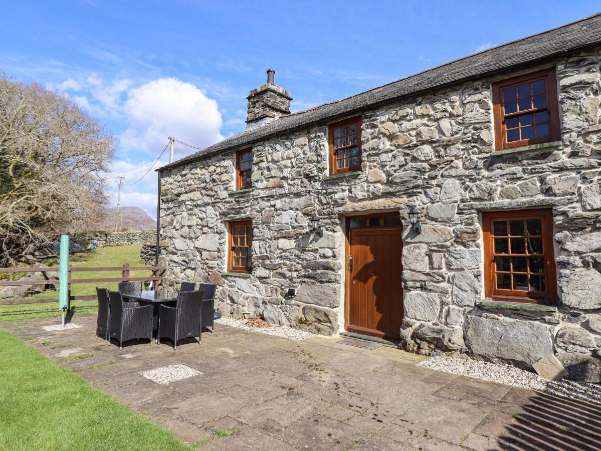 Villa Cwm Yr Afon Mawr à Llanbedr  Extérieur photo