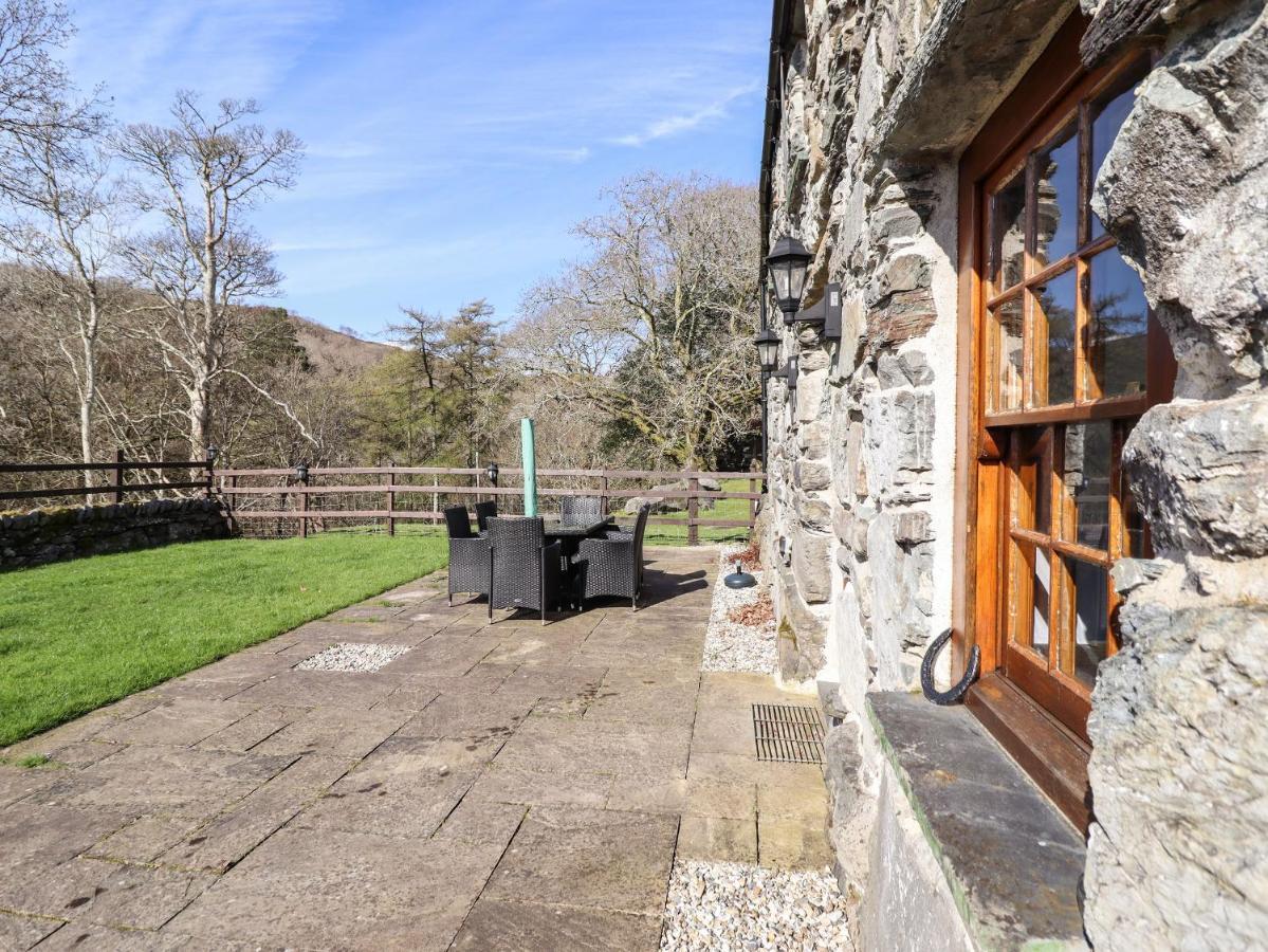 Villa Cwm Yr Afon Mawr à Llanbedr  Extérieur photo